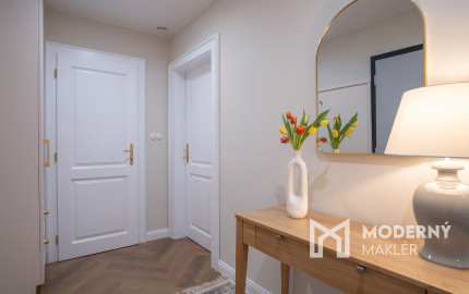 Na predaj jedinečný 3-izbový byt po štýlovej rekonštrukcii vo Svite