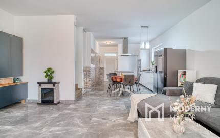 Na predaj priestranný 4-izbový rodinný dom v Bernolákove