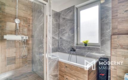 Na predaj priestranný 4-izbový rodinný dom v Bernolákove