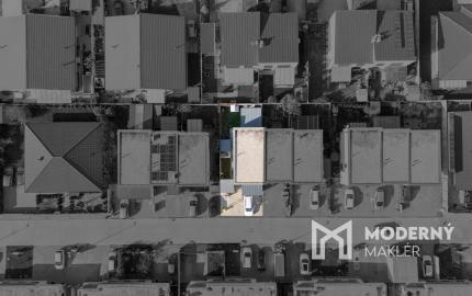 Na predaj priestranný 4-izbový rodinný dom v Bernolákove