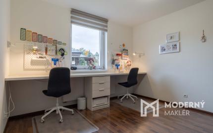 REZERVOVANÉ: Na predaj priestranný rodinný dom v pokojnej lokalite Hôrka