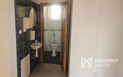 Na prenájom 6 administratívnych priestorov v Malackách