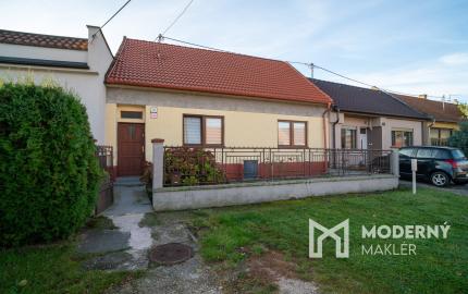 Na predaj 4-izbový rodinný dom v obci Zeleneč