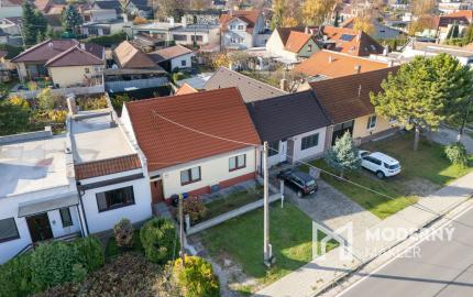 Na predaj 4-izbový rodinný dom v obci Zeleneč