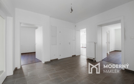 Na predaj rodinný dom s garážou vo Vrútkach