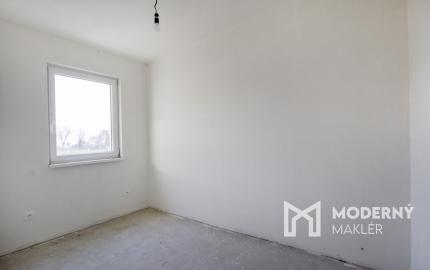 Na predaj rekreačná chata s pozemkom v obci Blahová