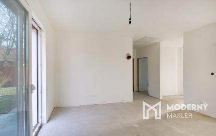 Na predaj rekreačná chata s pozemkom v obci Blahová