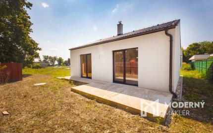 Na predaj rekreačná chata s pozemkom v obci Blahová