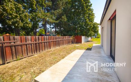 Na predaj rekreačná chata s pozemkom v obci Blahová