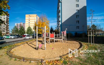 Na predaj útulný 2-izbový byt s dvomi balkónmi v Malackách