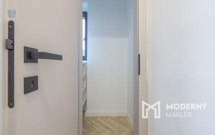 Na prenájom zariadený 2-izbový byt v centre Prešova