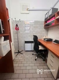 Na predaj budova na podnikateľský účel v Omšení - Trenčianske Teplice