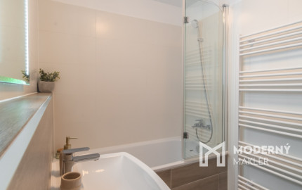 Na prenájom 2-izbový byt v Poprade s parkovacím miestom