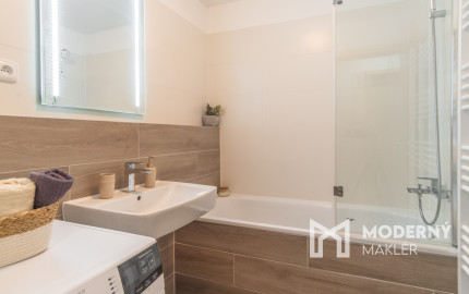 Na prenájom 2-izbový byt v Poprade s parkovacím miestom