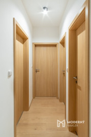 Na prenájom 2-izbový byt v Poprade s parkovacím miestom