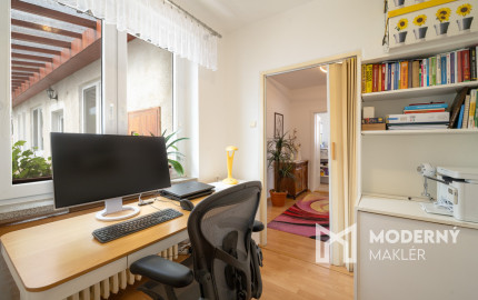 REZERVOVANÉ: Na predaj priestranný dom s veľkým pozemkom v Pobedime