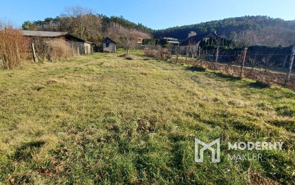 SUPER CENA - Stavebný pozemok  1213 m2 obec BRODZANY