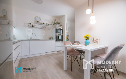 REZERVOVANÉ:Na predaj moderný 2-izbový byt v Trenčíne