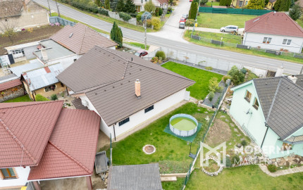 Na predaj priestranný 4-izbový rodinný dom v Malženiciach