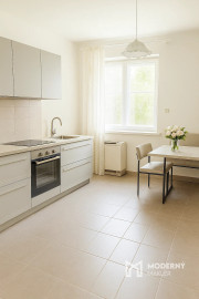 Na predaj rodinný dom vhodný na rekonštrukciu v Lúčnici nad Žitavou