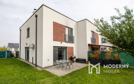 Na predaj 4-izbová bytová jednotka dvojdomu v Miloslavove - Alžbetin dvor