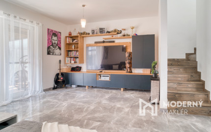 Na predaj priestranný 4-izbový rodinný dom v Bernolákove