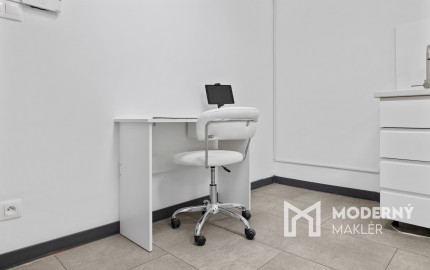 TOP CENA - Na predaj zubná klinika pri Zimnom štadióne v Bratislave