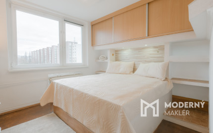 Na predaj kompletne zariadený 2-izbový byt v Žiline