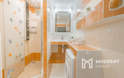 Na predaj kompletne zariadený 2-izbový byt v Žiline