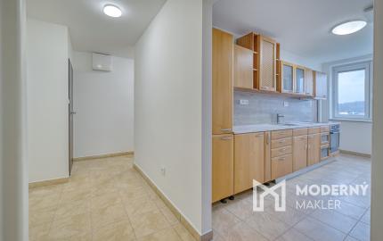 Na predaj 3-izbový byt v Plaveckom Mikuláši