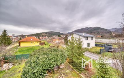 Na predaj 3-izbový byt v Plaveckom Mikuláši