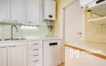 Na predaj 3-izbový byt vo výbornej lokalite v Stupave