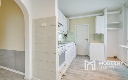 Na predaj 3-izbový byt vo výbornej lokalite v Stupave