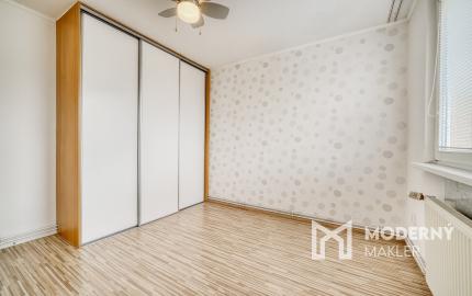 Na predaj 3-izbový byt vo výbornej lokalite v Stupave