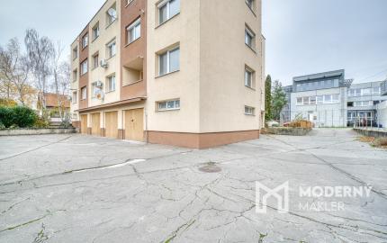 Na predaj 3-izbový byt vo výbornej lokalite v Stupave