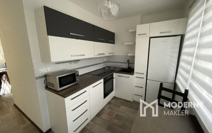 Na prenájom 2 izb. byt Bánovce n/B s loggiou