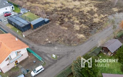 Na predaj stavebný pozemok v obci Sekule - Štrkovňa Lúčky