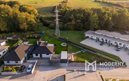 Na predaj novostavba 4-izbového luxusného rodinného domu v obci Dulova Ves – Vlčie doly