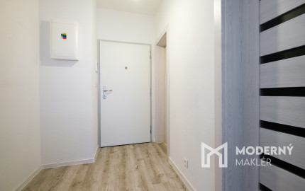 Na prenájom luxusný 2-izbový byt s balkónom a parkovacím státím vo vyhľadávanej lokalite v Prešove