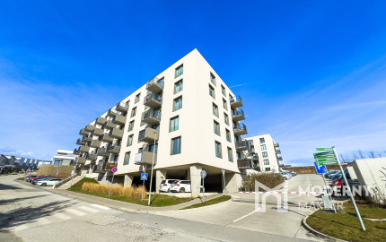 Na prenájom luxusný 2-izbový byt s balkónom a parkovacím státím vo vyhľadávanej lokalite v Prešove