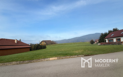 Na predaj veľkorysý pozemok pre rodinný dom v obci Heľpa