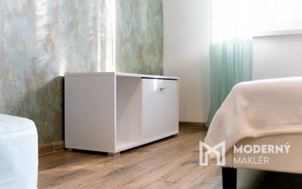 Na predaj zrekonštruovaný a zariadený 3-izbový byt v Trenčíne