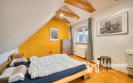 Na predaj netradičný loftový mezonet v srdci Starého Mesta