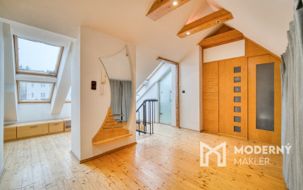 Na predaj netradičný loftový mezonet v srdci Starého Mesta