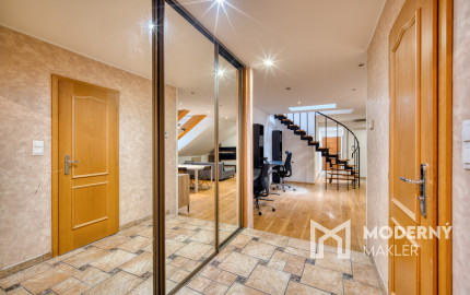 Na predaj netradičný loftový mezonet v srdci Starého Mesta