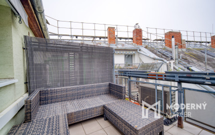 Na predaj netradičný loftový mezonet v srdci Starého Mesta