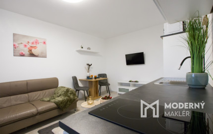 Na predaj investičný 1-izbový  byt Bratislave-Dúbravka