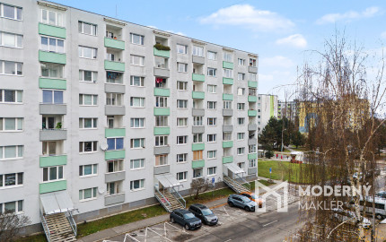 Na predaj priestranný 3-izbový byt v Martine - Zaturčie