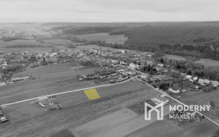 Na predaj pozemok v lokalite Pochabany