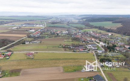 Na predaj pozemok v lokalite Pochabany